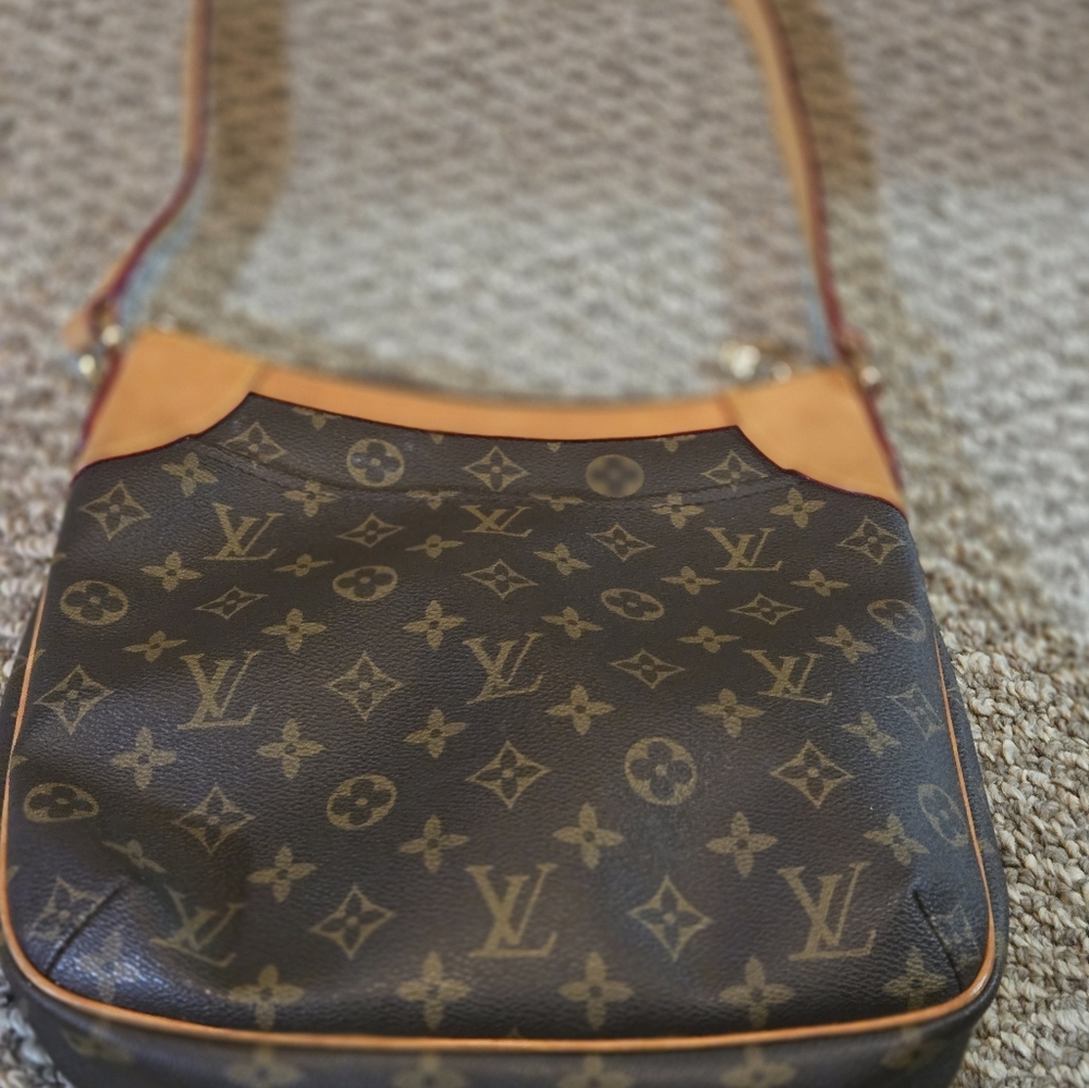 Louis Vuitton Monogram Shoulder Bag